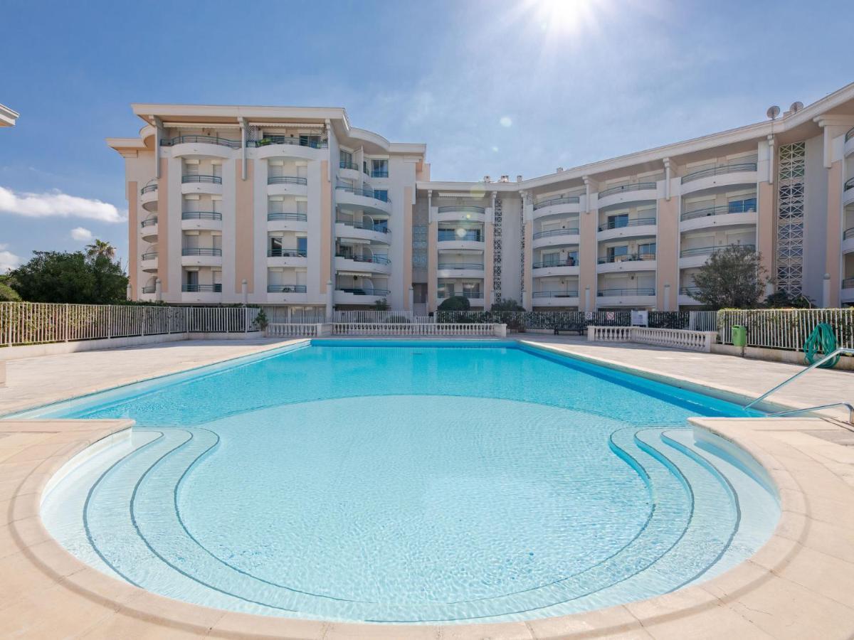 L'open-12 By Interhome Fréjus