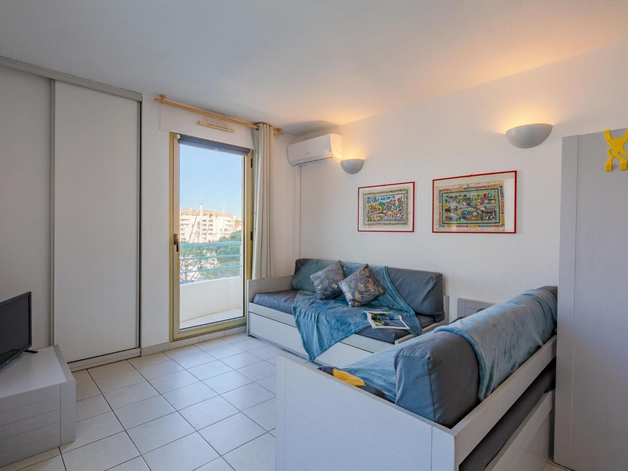 L'open-12 By Interhome * Fréjus