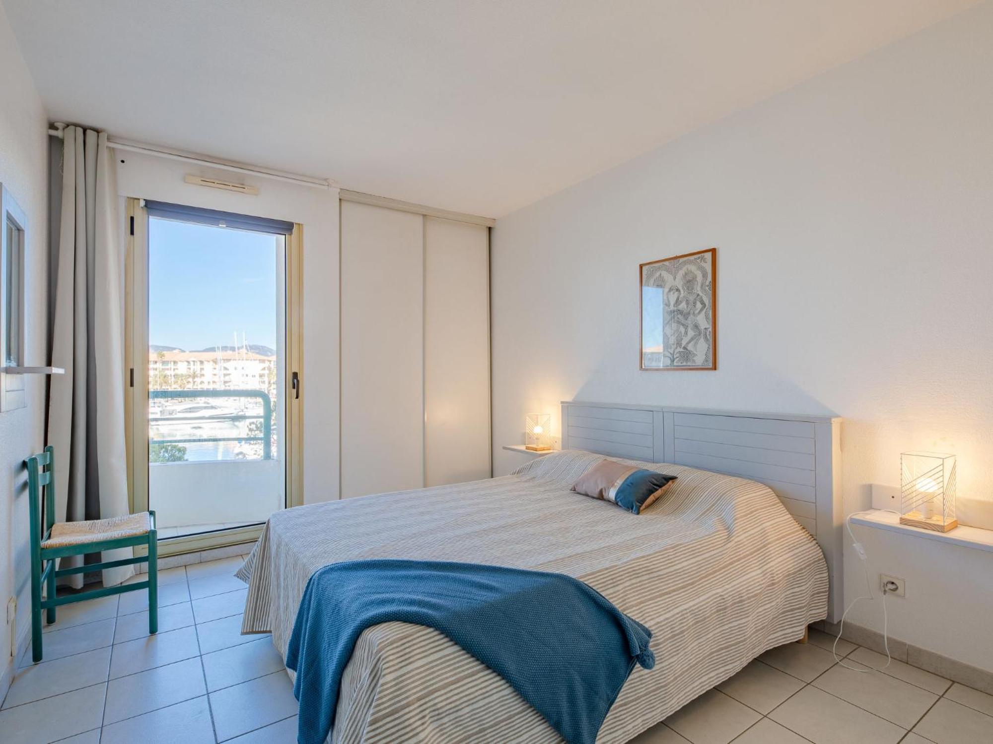 L'open-12 By Interhome Fréjus